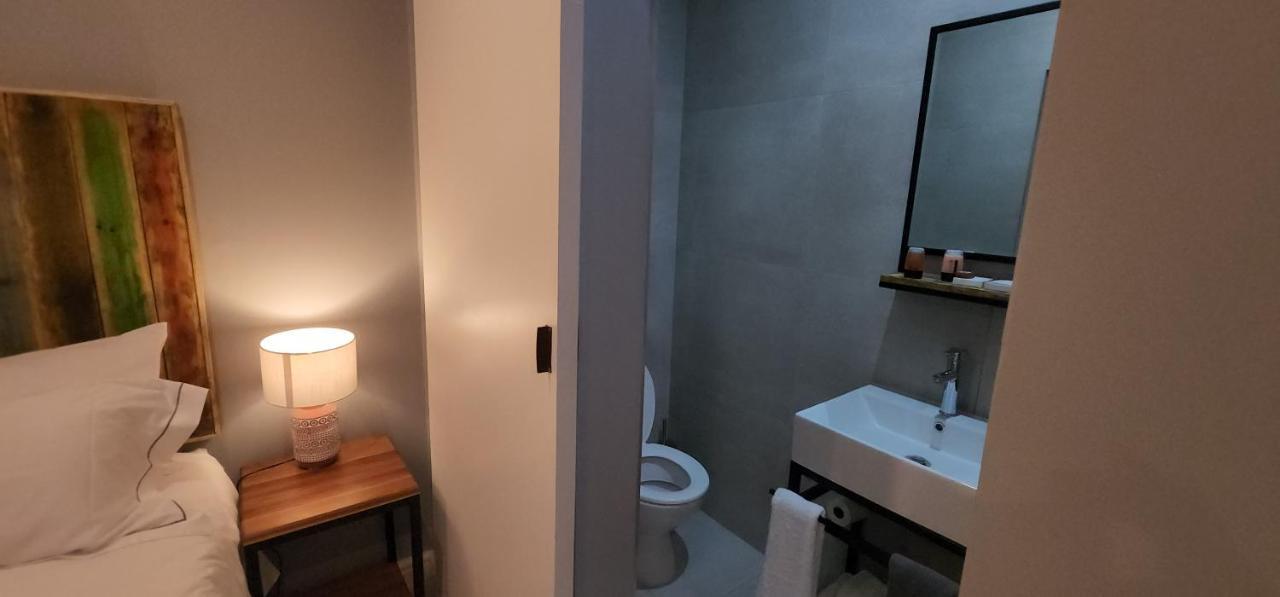 Chai & Spice Guesthouse And Cafe George Ngoại thất bức ảnh