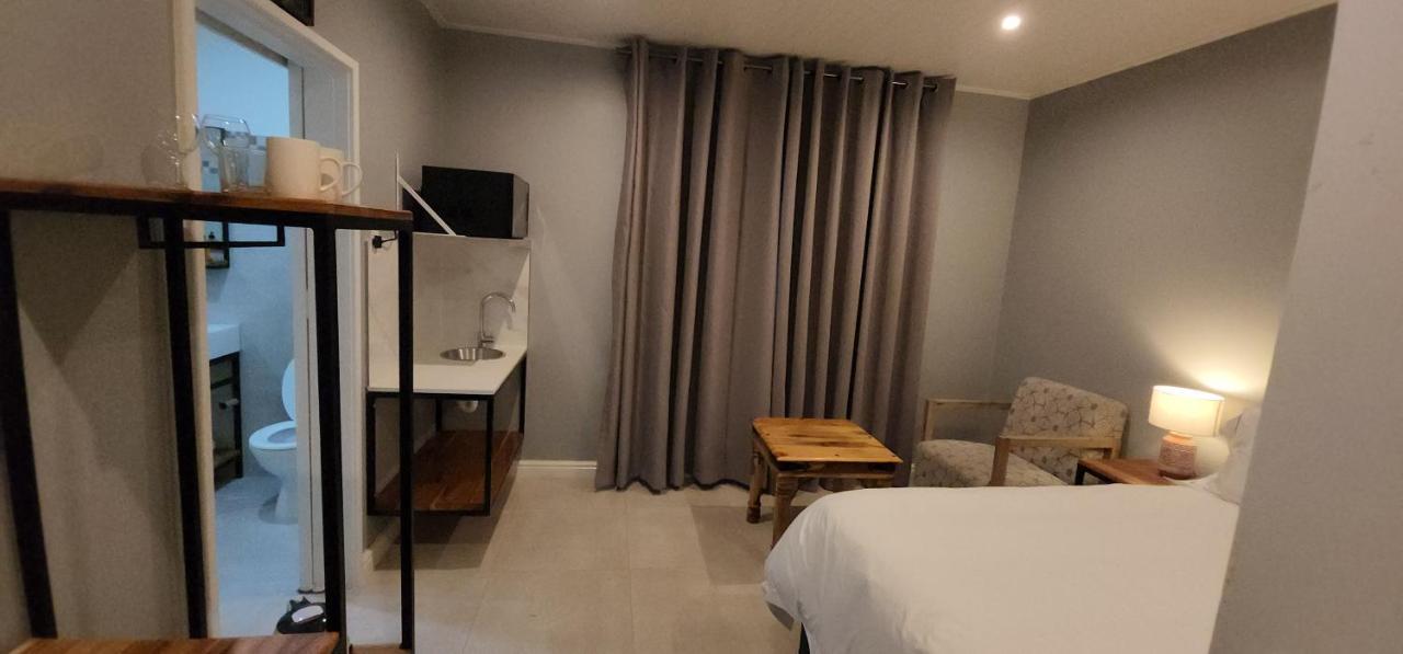 Chai & Spice Guesthouse And Cafe George Ngoại thất bức ảnh